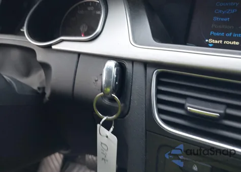 2011 Audi A5 2.0T Premium из США, поврежденный, VIN WAULFAFR5BA083930